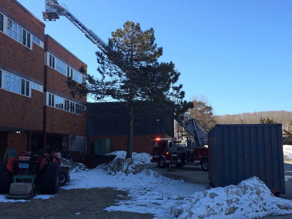 sfd_on_scene_gas_leak_03-25-15